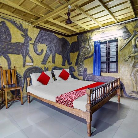 Oyo Flagship Meadow View Inn Thekkady Exterior foto