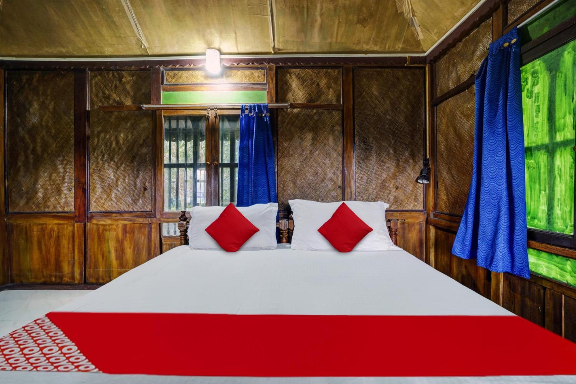 Oyo Flagship Meadow View Inn Thekkady Exterior foto