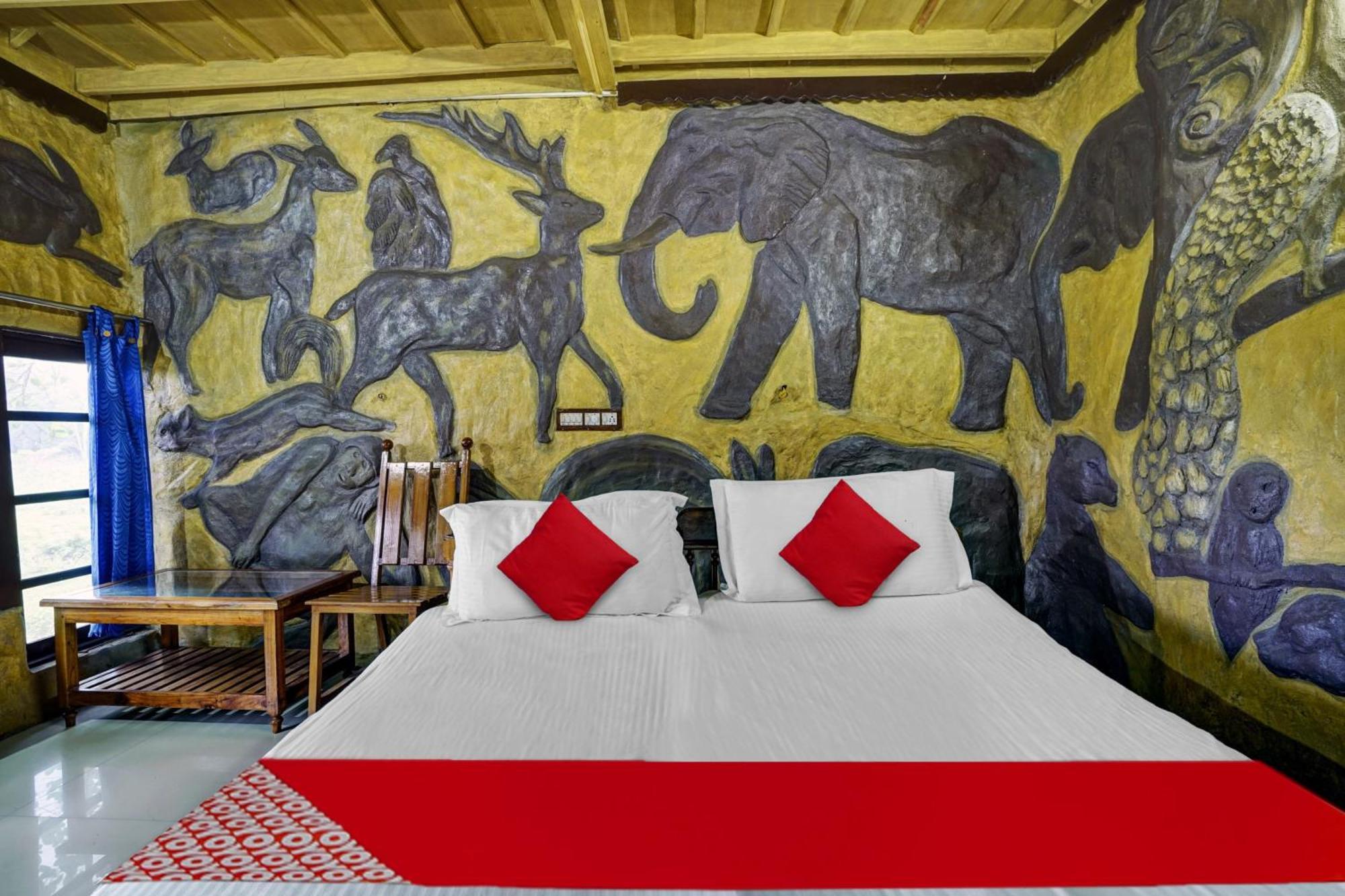 Oyo Flagship Meadow View Inn Thekkady Exterior foto